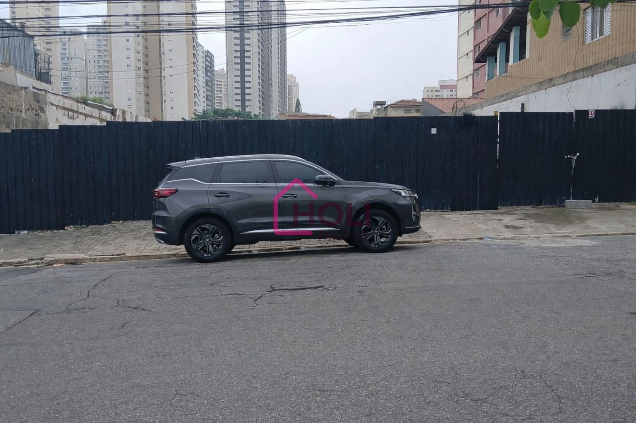 Loteamento e Condomínio - Foto 1