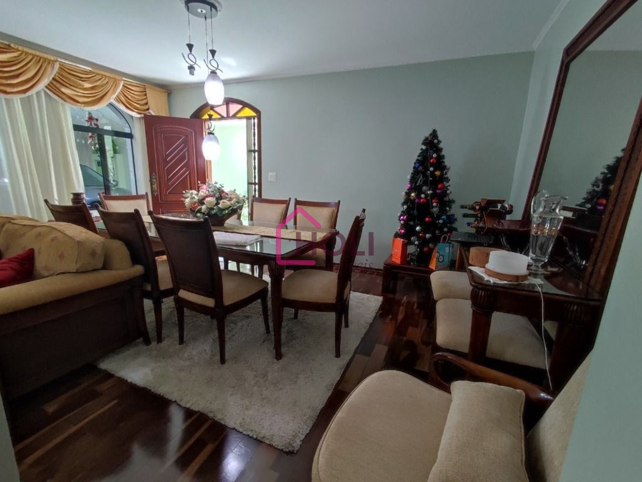 Casa, 3 quartos, 300 m² - Foto 1