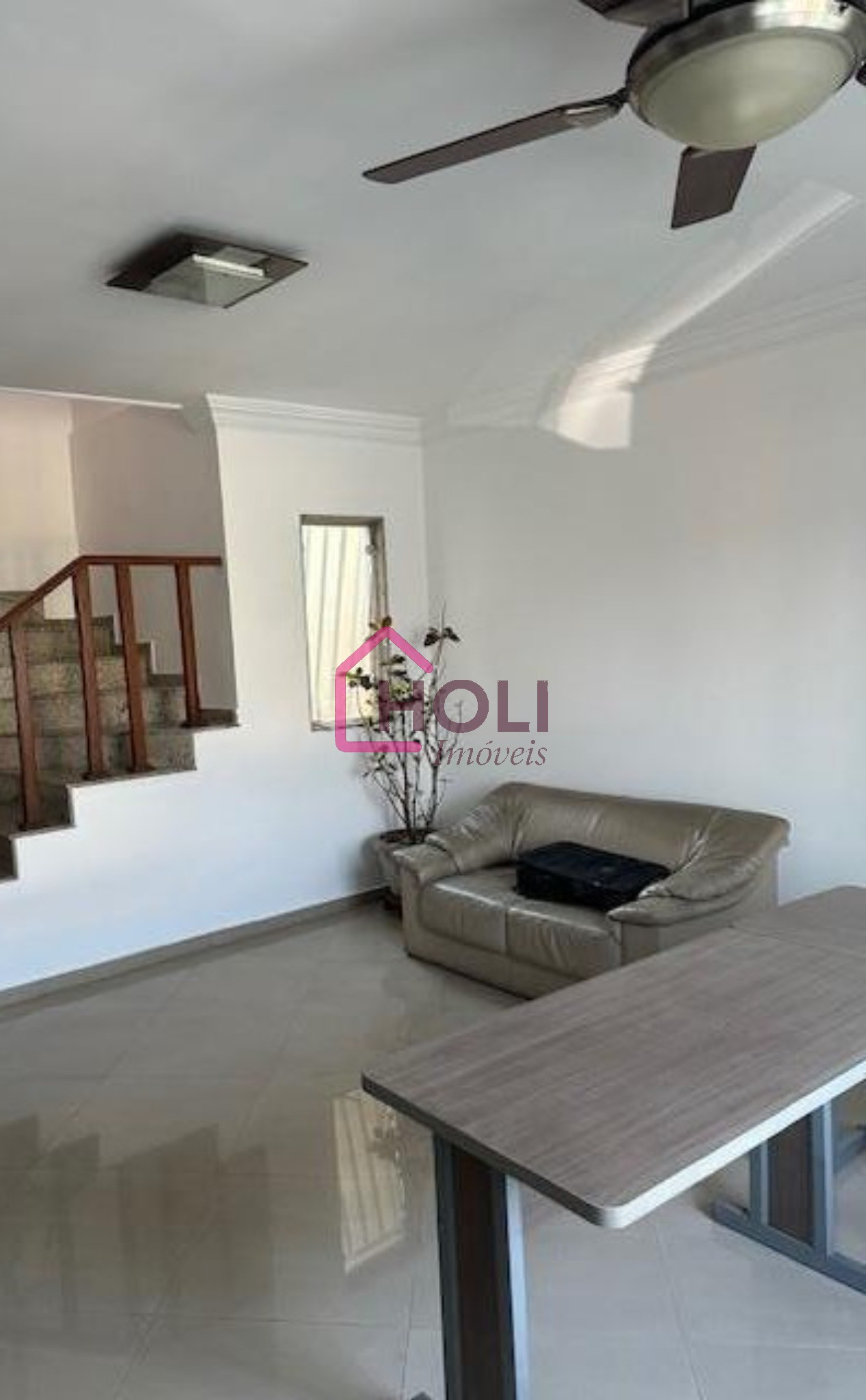 Sobrado, 3 quartos, 200 m² - Foto 1