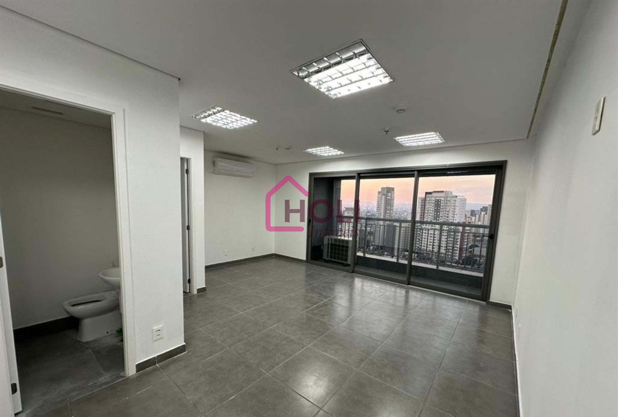 Sala-Conjunto, 81 m² - Foto 1