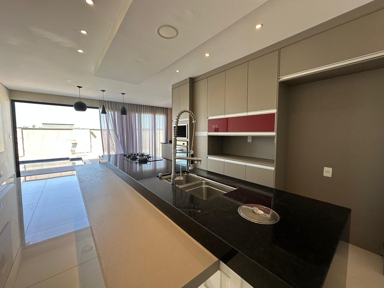 Casa de Luxo no Condomínio Terra Magna - 3 quartos, 3 suítes, 4 vagas - Jardim Morumbi, Indaiatuba-SP