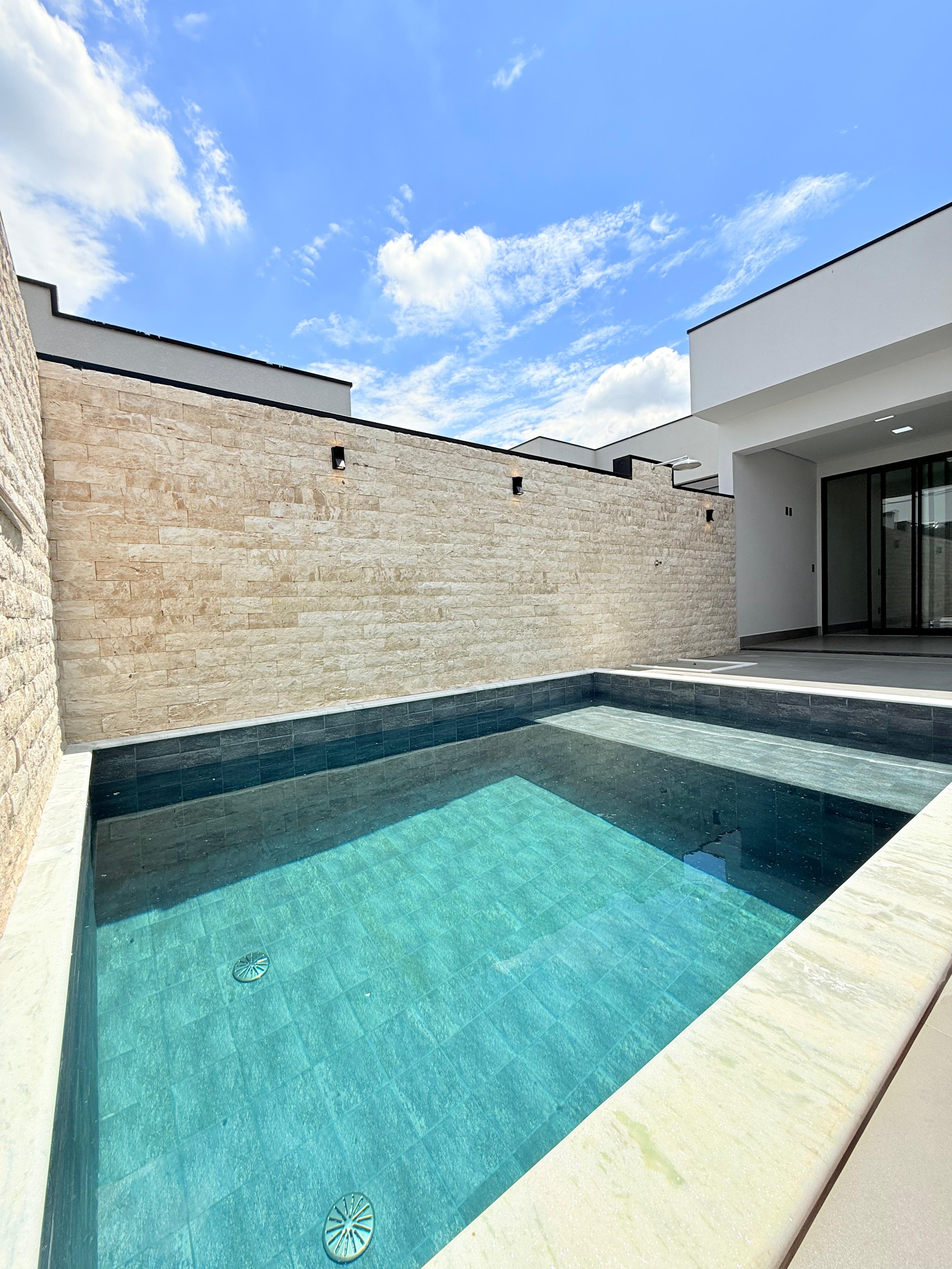 Casa em Condomínio de Luxo em Indaiatuba-SP, Residencial Milano: 3 Quartos, 3 Suítes, 2 Salas, 3 Banheiros, 4 Vagas, 191,17 m².