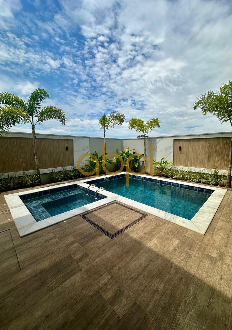 Casa de Luxo em Condomínio - 3 Suítes, Área Gourmet, Piscina e Acabamentos de Alto Padrão em Indaiatuba-SP - Jardim Villa Sapezal