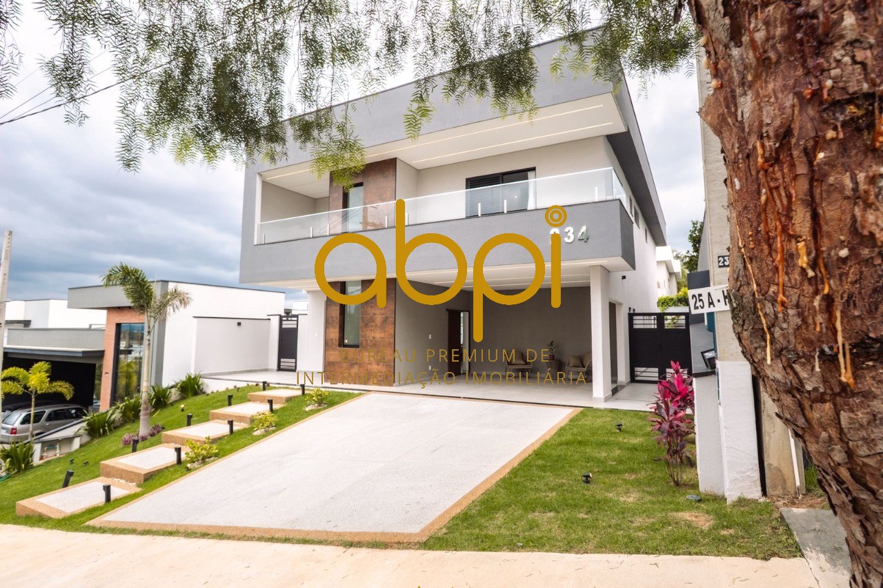 Casa de luxo em condomínio no Jardim Residencial Helvétia Park I em Indaiatuba-SP: 3 quartos, 3 suites, 3 salas, 4 banheiros, 4 vagas de garagem, 328,10 m².