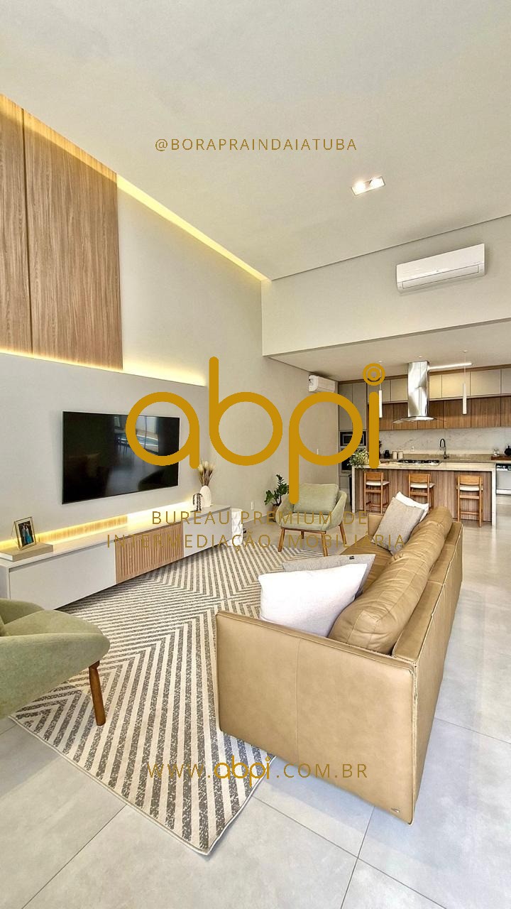 Imponente casa em condomínio no Jardim Mantova, Indaiatuba-SP: 3 suítes, área gourmet, piscina aquecida e muito mais!