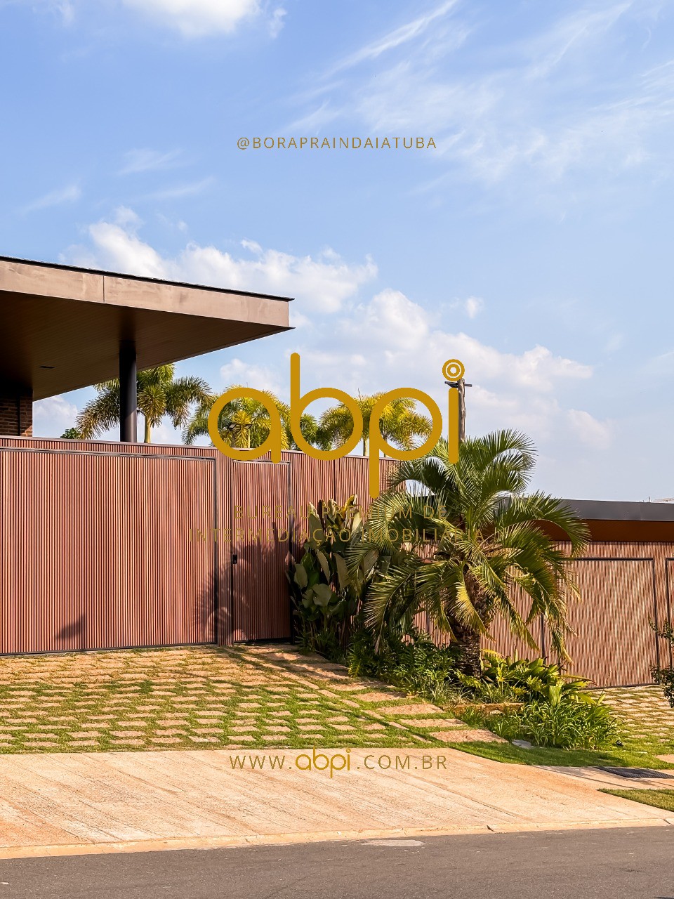 Espetacular Casa em Condomínio à Venda em Indaiatuba-SP, Bairro Reserva Petrus: 6 quartos, 6 suítes, 3 salas, 8 banheiros, 6 vagas, 900m²!