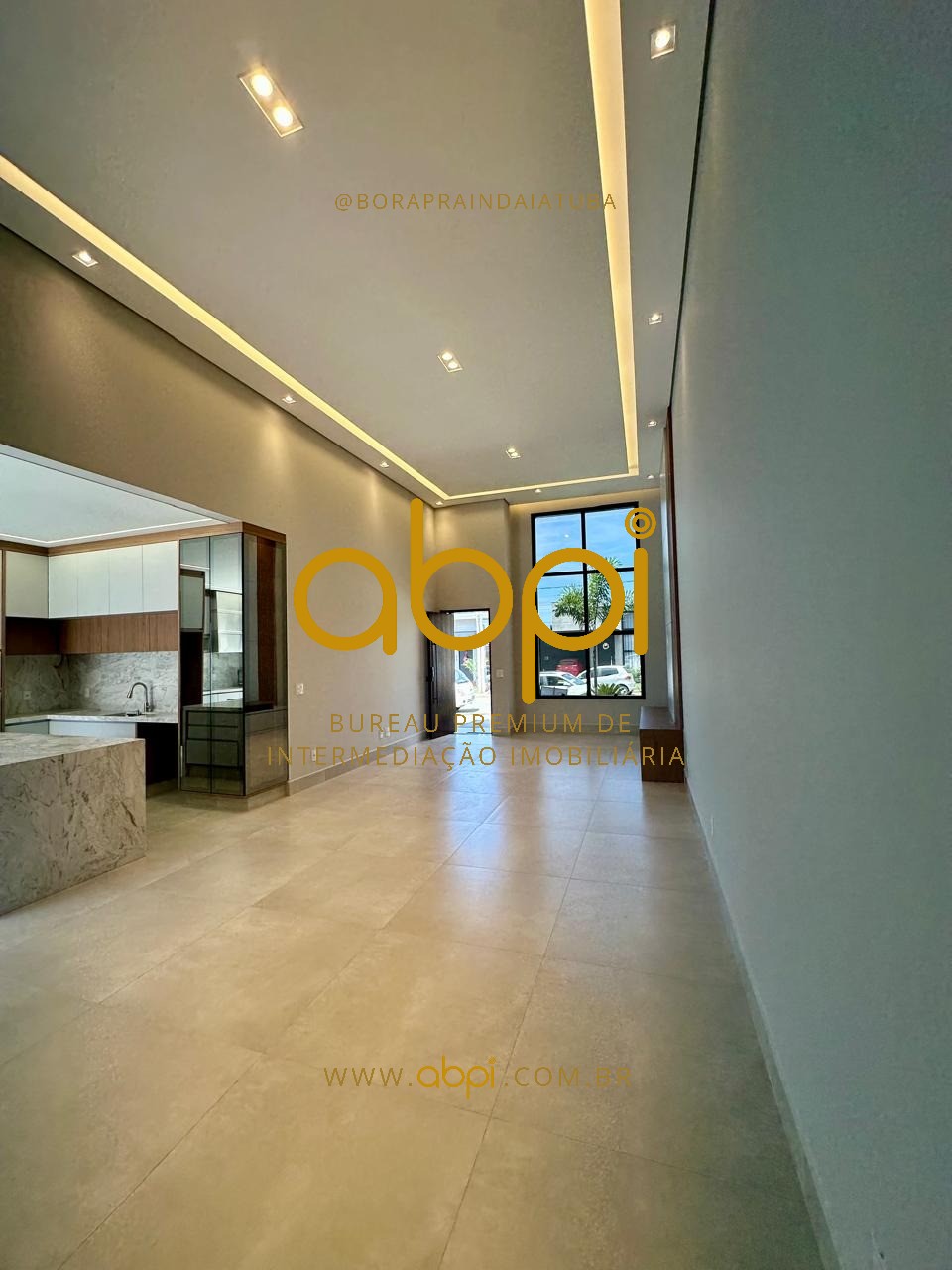 Casa em Condomínio de Luxo em Indaiatuba-SP - 3 Quartos, 3 Suítes, 234,85m² - Venda/LocaçãoVenha conhecer essa incrível residência com estrutura impecável e localização privilegiada!