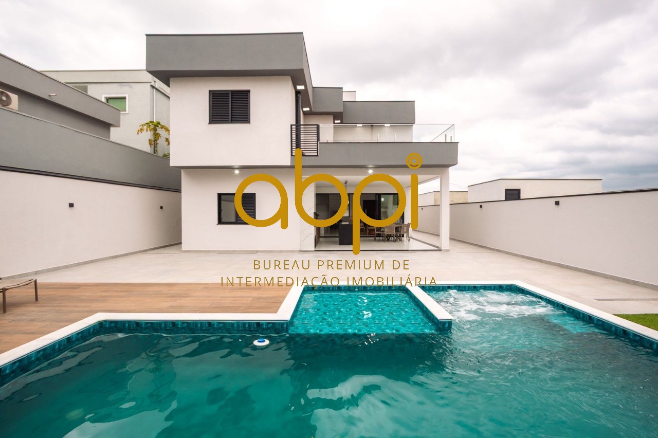 Casa de luxo em condomínio no Jardim Residencial Helvétia Park I em Indaiatuba-SP: 3 quartos, 3 suites, 3 salas, 4 banheiros, 4 vagas de garagem, 328,10 m².