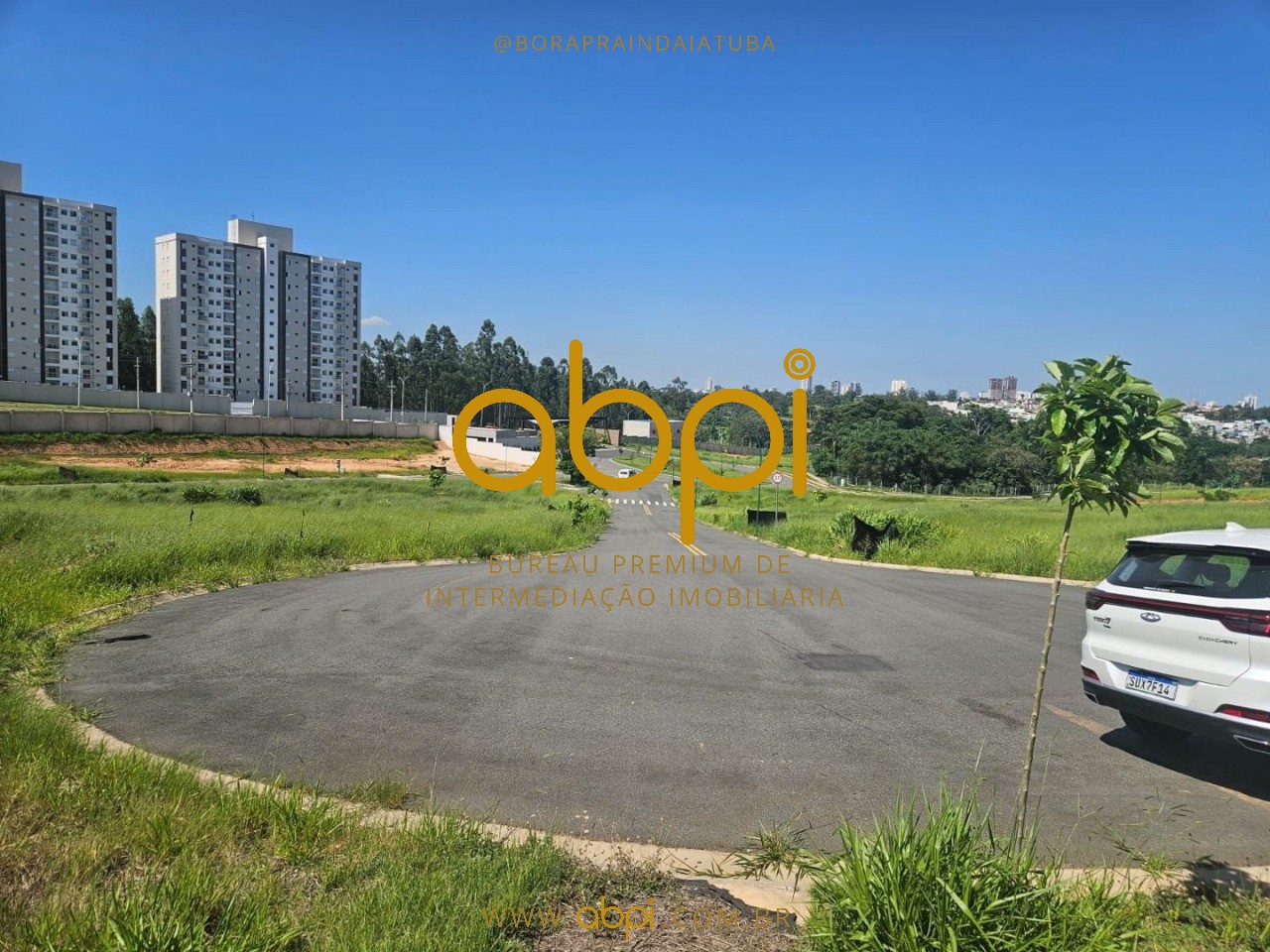 Terreno de 433m² à venda no Condomínio Residencial Casa do Lago, em Indaiatuba/SP: infraestrutura completa e vista privilegiada!