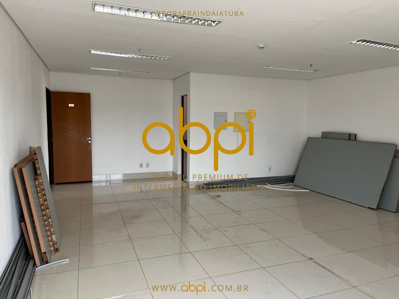 Sala Comercial à Venda em Indaiatuba-SP: Oportunidade no Edifício Kennedy Offices, 56m² e 1 vaga de garagem!