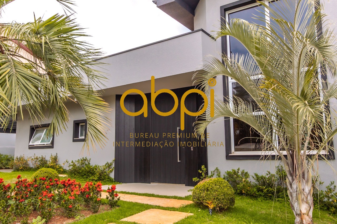 Espetacular casa em condomínio à venda em Indaiatuba-SP, Jardim Residencial Santa Clara - 3 quartos, 3 suítes, 3 salas, 4 banheiros, 4 vagas, 275m².