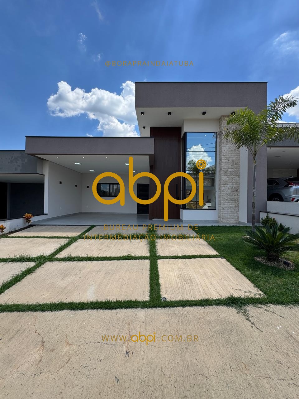 Casa de luxo em condomínio à venda em Indaiatuba-SP, Residencial Evidências: 3 suítes, 2 salas, 4 banheiros, 4 vagas, 205m².