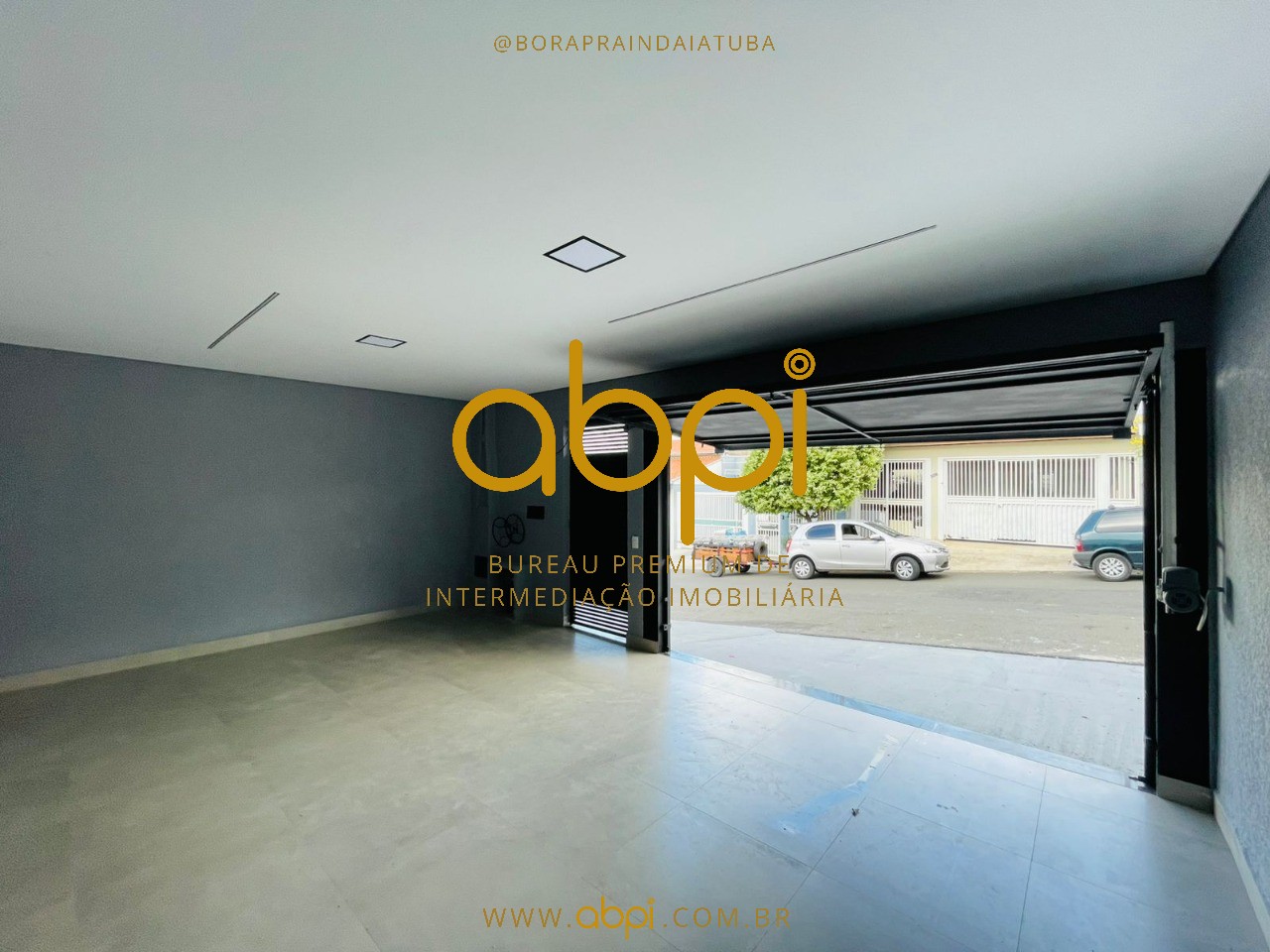 Imperdível casa à venda em Indaiatuba-SP, Jardim União: 2 quartos, 1 suíte, 2 salas, 2 banheiros, 2 vagas de garagem, 138m²!