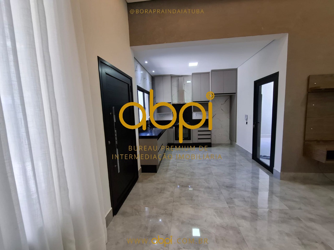 Imperdível oportunidade: Casa à venda em Indaiatuba-SP, Jardim Residencial Veneza, 3 quartos, 1 suíte, 2 salas, 2 banheiros, 2 vagas, 118m².