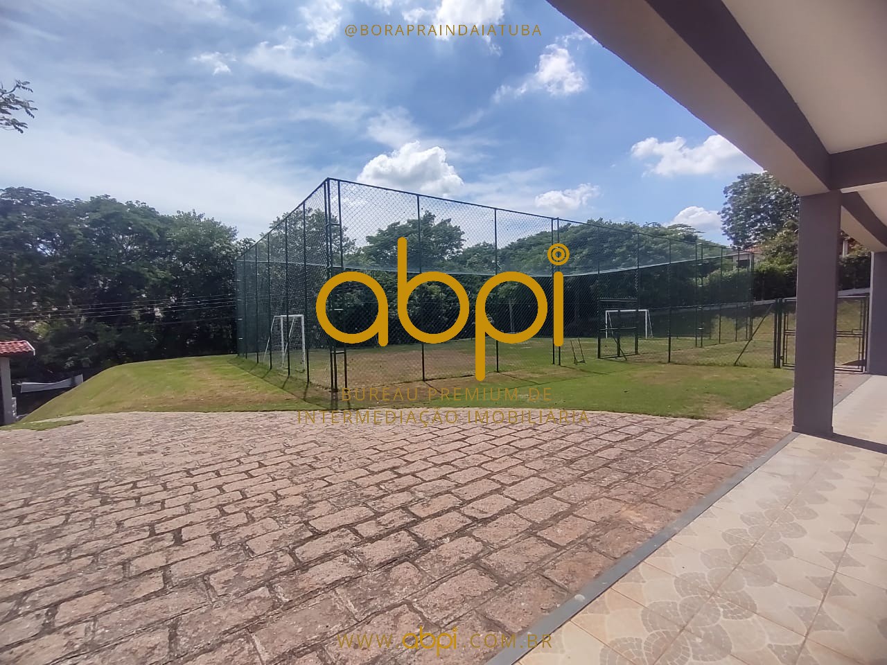 Imperdível: Chácara em condomínio consolidado  em Terras de Itaici, Indaiatuba-SP, com 5 quartos, 5 suítes, 3 salas, 6 banheiros, 7 vagas e 696m²!