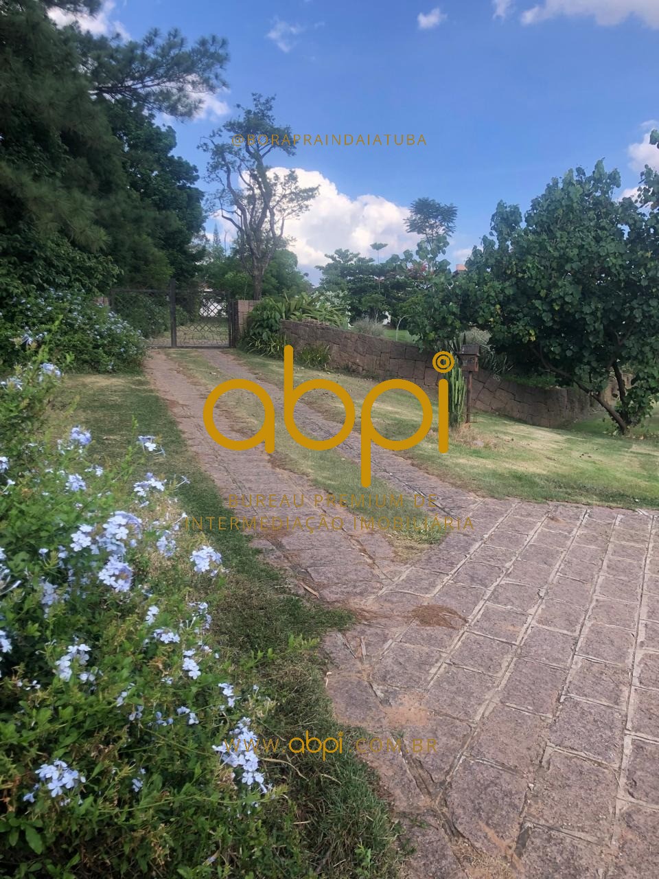 Chácara Completa em condomínio: 3 quartos, 3 suítes, 2 salas, 5 banheiros, 346m² em Lagos de Shanadu, Indaiatuba-SP.