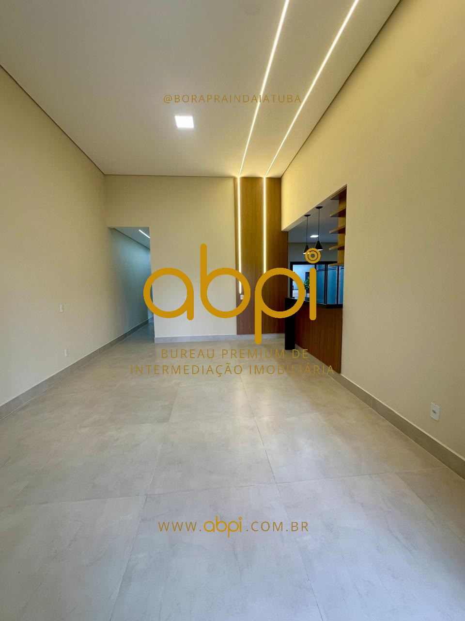 Casa de Alto Padrão em Condomínio com 3 Suítes em Indaiatuba-SP - Loteamento Park Gran Reserve