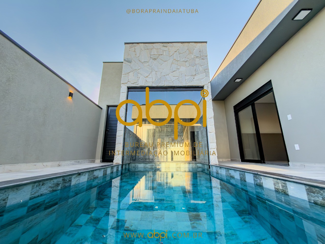 Casa em Condomínio de Luxo com 3 Suítes e 4 Vagas - Jardim Residencial Dona Maria Candida, Indaiatuba-SP