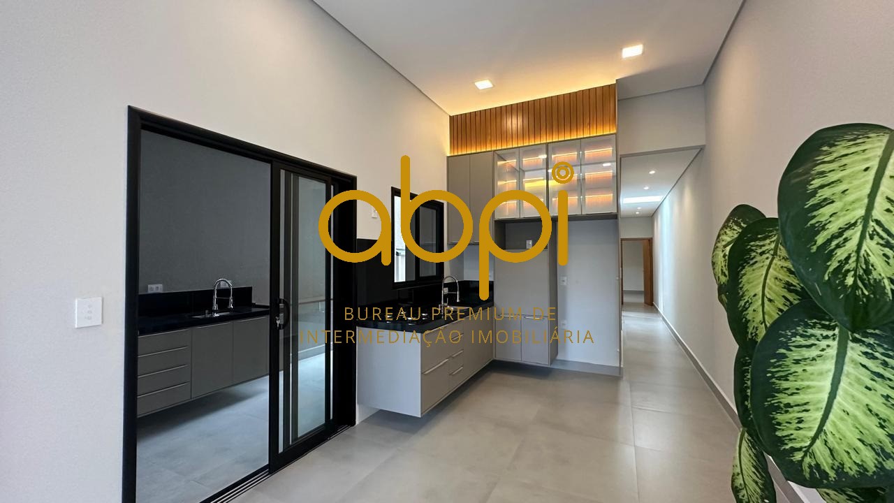 Imperdível oportunidade: Casa à venda em Indaiatuba-SP, na Vila Vitória II, com 3 quartos, 1 suíte, 1 sala, 2 banheiros, 2 vagas de garagem.