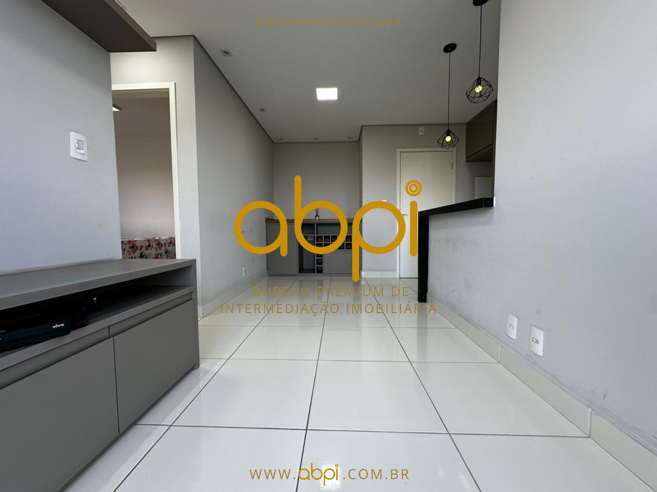 Apartamento à venda em Indaiatuba-SP no Condomínio Villa Helvetia: 2 quartos, 1 sala, 1 banheiro, 2 vagas, 51,44m². Aproveite!