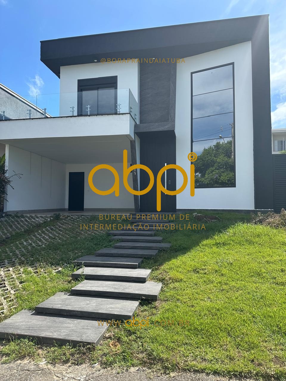 Casa de luxo em condomínio: 4 quartos, 4 suítes, 2 salas, 5 banheiros, 3 vagas de garagem, 260m² - Indaiatuba-SP, Condominio terra magna.
