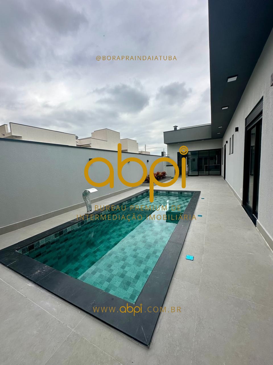 Casa de luxo em condomínio à venda em Indaiatuba-SP, Residencial Evidências: 3 quartos, 3 suítes, 2 salas, 4 banheiros, 4 vagas, 235,45 m².