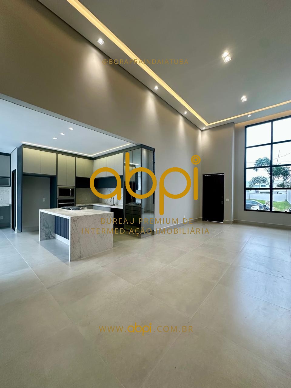 Casa de luxo em condomínio à venda em Indaiatuba-SP, Residencial Evidências: 3 quartos, 3 suítes, 2 salas, 4 banheiros, 4 vagas, 235,45 m².