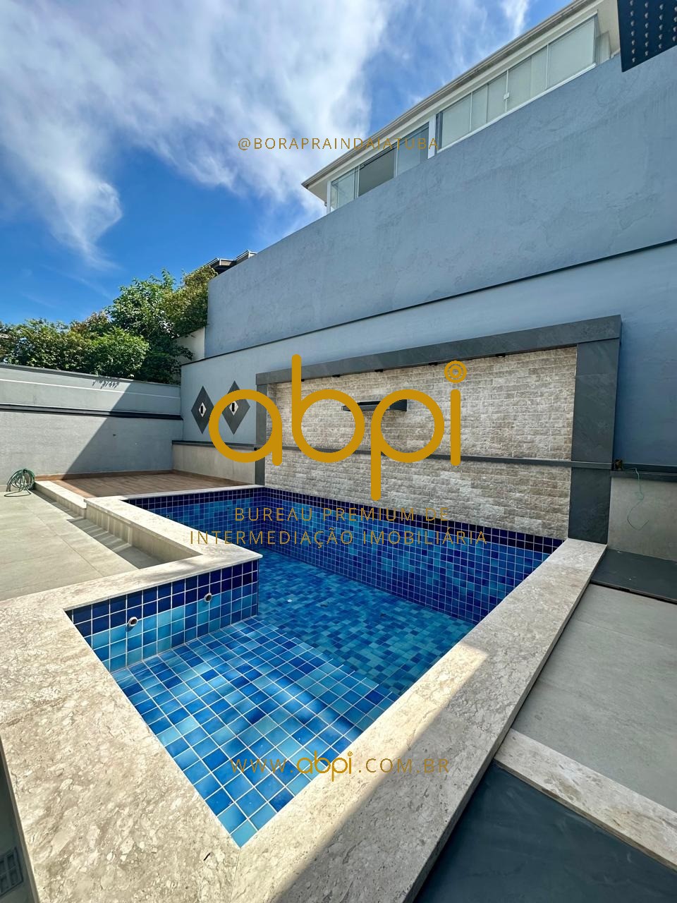 Casa de luxo em condomínio: 4 quartos, 4 suítes, 2 salas, 5 banheiros, 3 vagas de garagem, 260m² - Indaiatuba-SP, Condominio terra magna.