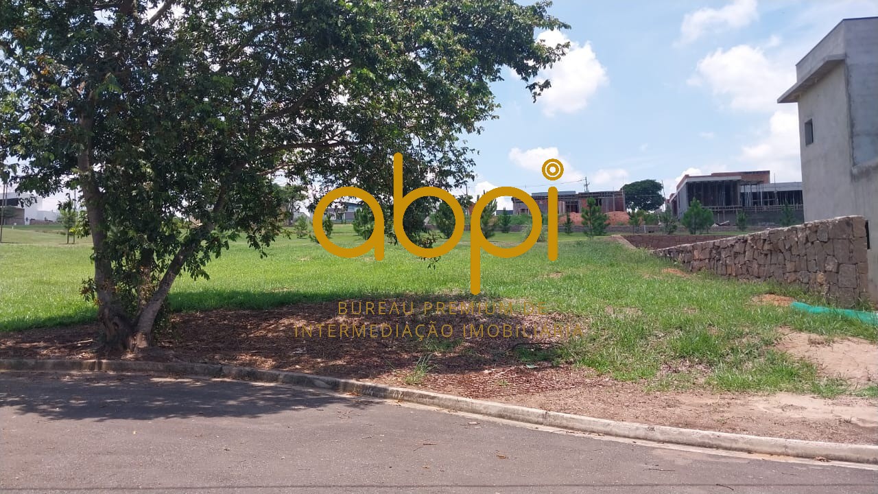 Casa de luxo à venda em condomínio exclusivo no Jardim Indaiatuba Golf, Indaiatuba-SP: 4 quartos, 4 suítes, 3 salas, 5 banheiros, 6 vagas de garagem, 290m².