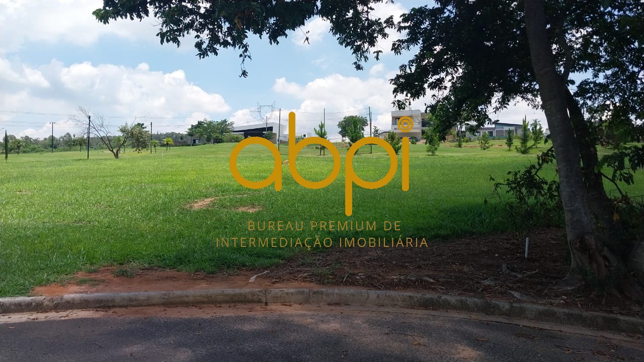Casa de luxo à venda em condomínio exclusivo no Jardim Indaiatuba Golf, Indaiatuba-SP: 4 quartos, 4 suítes, 3 salas, 5 banheiros, 6 vagas de garagem, 290m².