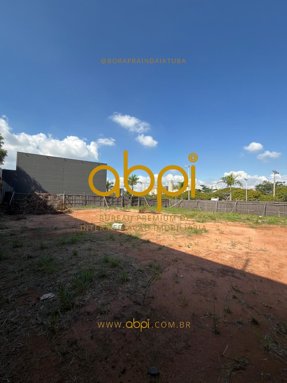 Oportunidade Única: Terreno Comercial à Venda em Indaiatuba-SP, Parque ecológico - Bairro Chácara Areal, 609,93m² de Área