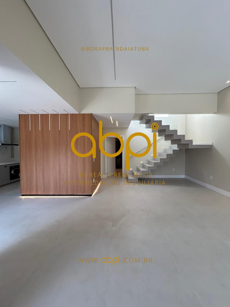 Imperdível oportunidade: Casa em condomínio à venda em Indaiatuba-SP, Jardim Residencial Alto de Itaici, 3 quartos, 3 suítes, 2 salas, 4 banheiros, 2 vagas, 210m²