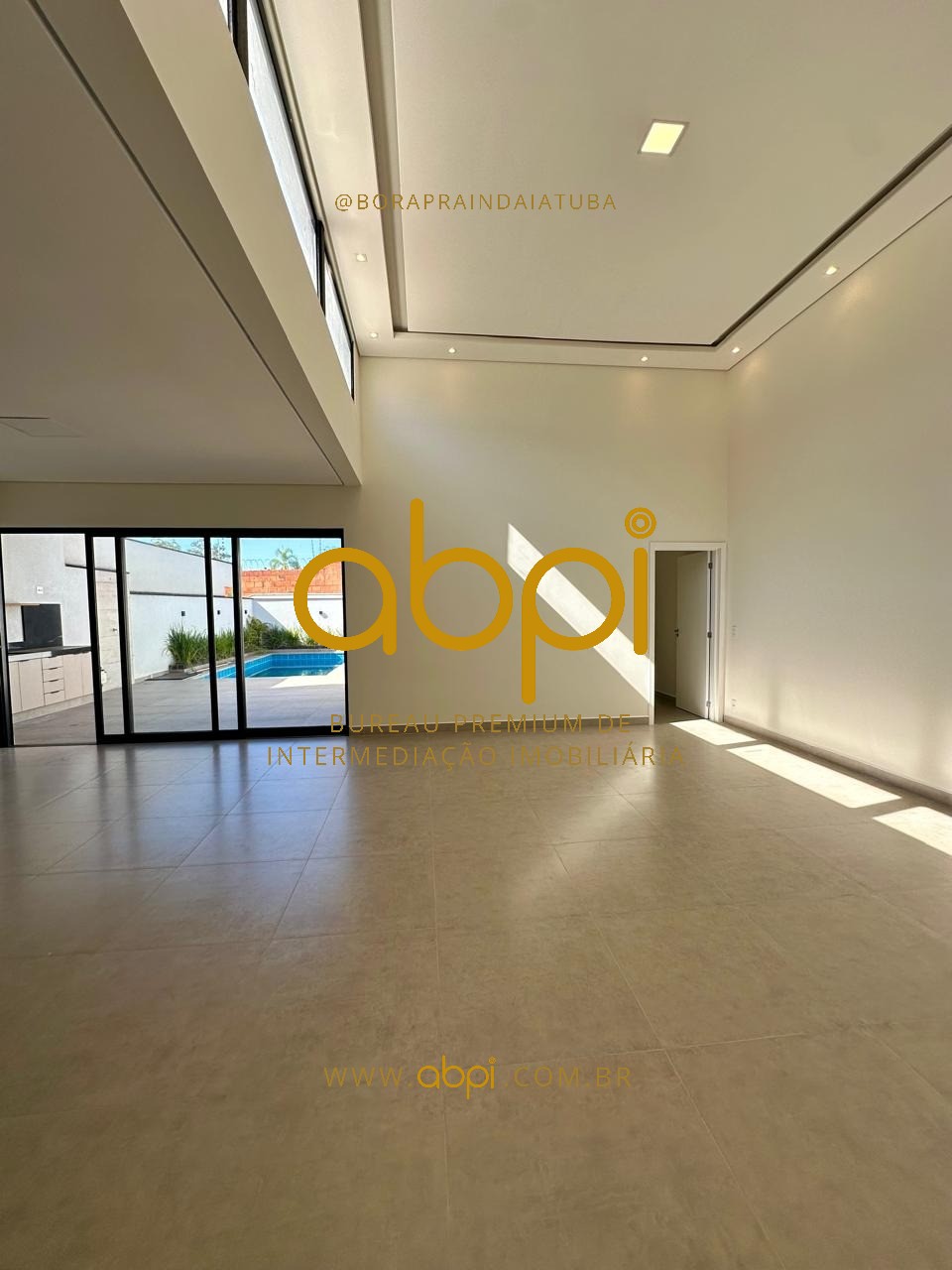 Imperdível: Casa em condomínio à venda em Indaiatuba-SP, Loteamento Park Gran Reserve, 3 quartos, 3 suítes, 2 salas, 3 banheiros, 3 vagas, 177m².