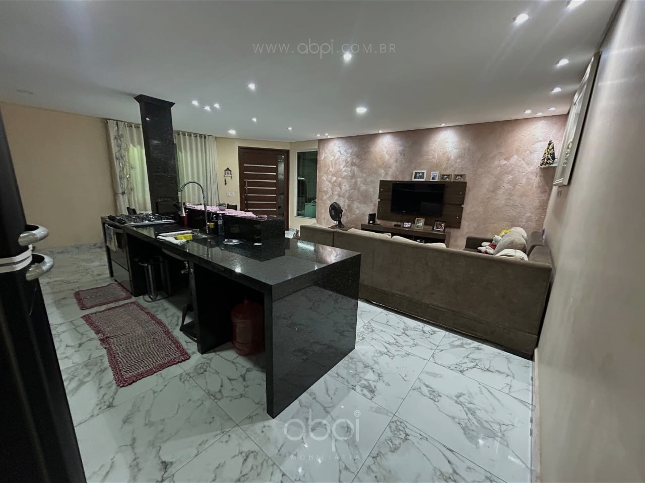 Oportunidade Única: Casa à Venda no Jardim dos Colibris, Indaiatuba/SP - 3 quartos, 1 suíte, 3 salas, 2 banheiros, 5 vagas de garagem - R$780.000 ABPI