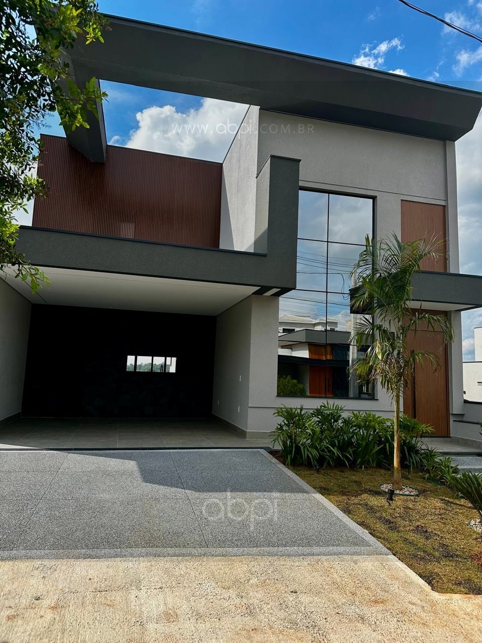 Casa Moderna de Alto Padrão em Condomínio Piemonte - Indaiatuba-SP: 3 Quartos, 3 Suítes, 4 Banheiros, 4 Vagas, area verde, conforto e requinte, ABPI