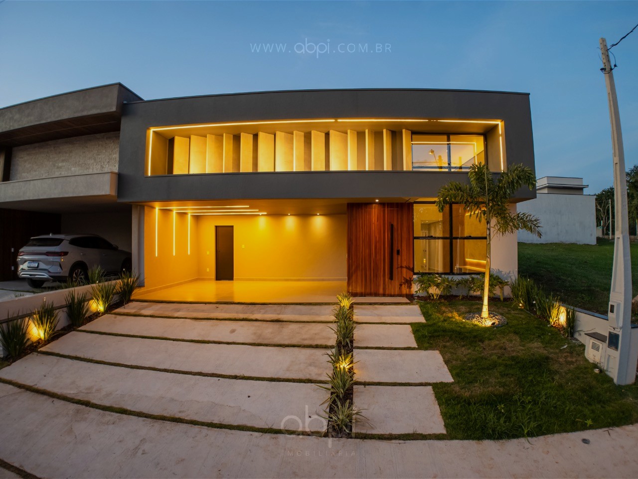 Casa de luxo em condomínio à venda em Indaiatuba-SP, Residencial Evidências: 3 quartos, 3 suítes, 2 salas, 4 banheiros, 4 vagas, 322,48 m².