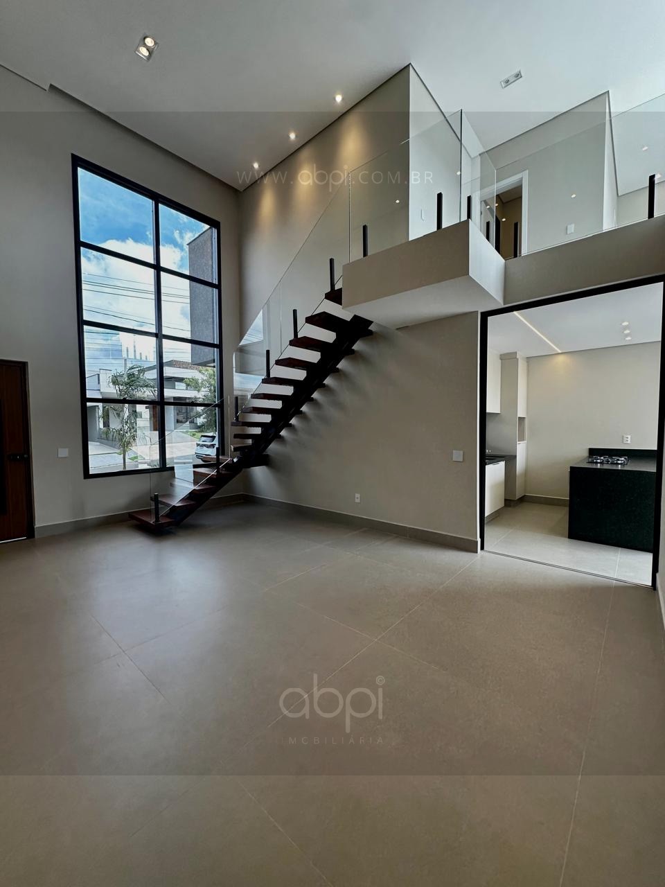 Casa Moderna de Alto Padrão em Condomínio Piemonte - Indaiatuba-SP: 3 Quartos, 3 Suítes, 4 Banheiros, 4 Vagas, area verde, conforto e requinte, ABPI