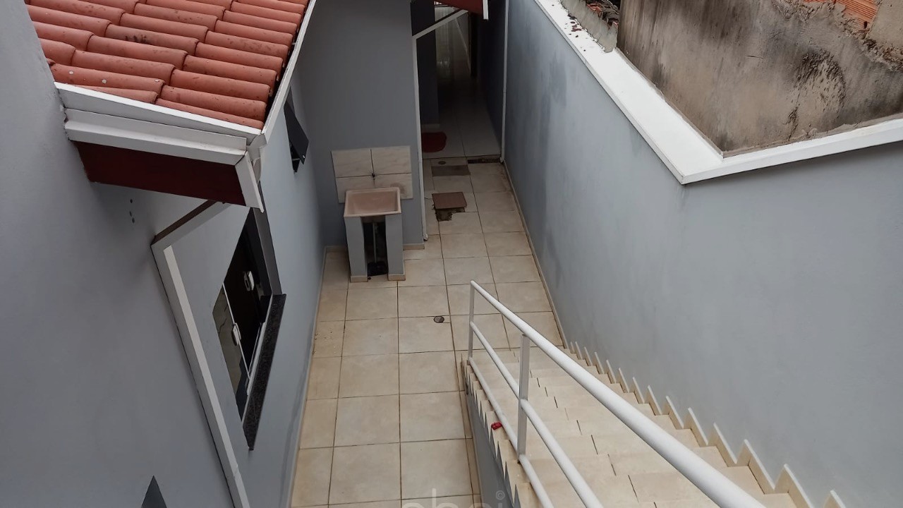 Casa ampla à venda em Indaiatuba-SP, Jardim Paulista II: 3 quartos, 1 suíte, 2 salas, 2 banheiros, 3 vagas de garagem, lazer - R$ 700.000,00, ABPI