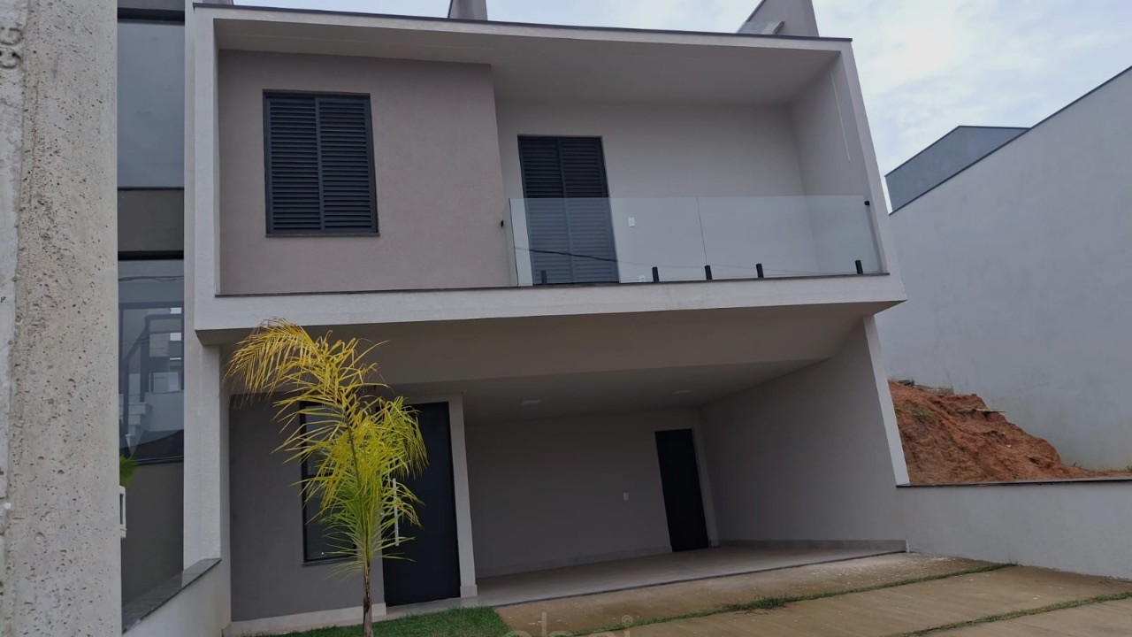 Casa única e super confortavél no Condomínio Milano em Indaiatuba-SP: 3 Suítes, Espaço Gourmet, Piscina e Energia Fotovoltaica! Rara oportunidade!ABPI