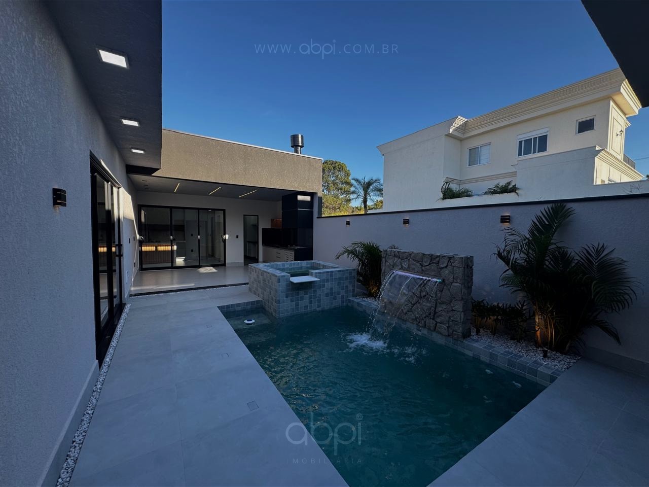 CASA DE LUXO À VENDA EM CONDOMÍNIO LONDON PARK - 3 SUÍTES, 4 VAGAS, AUTOMAÇÃO RESIDENCIAL E PISCINA AQUECIDA!  #Indaiatuba #SP #ImóveisLuxo , ABPI