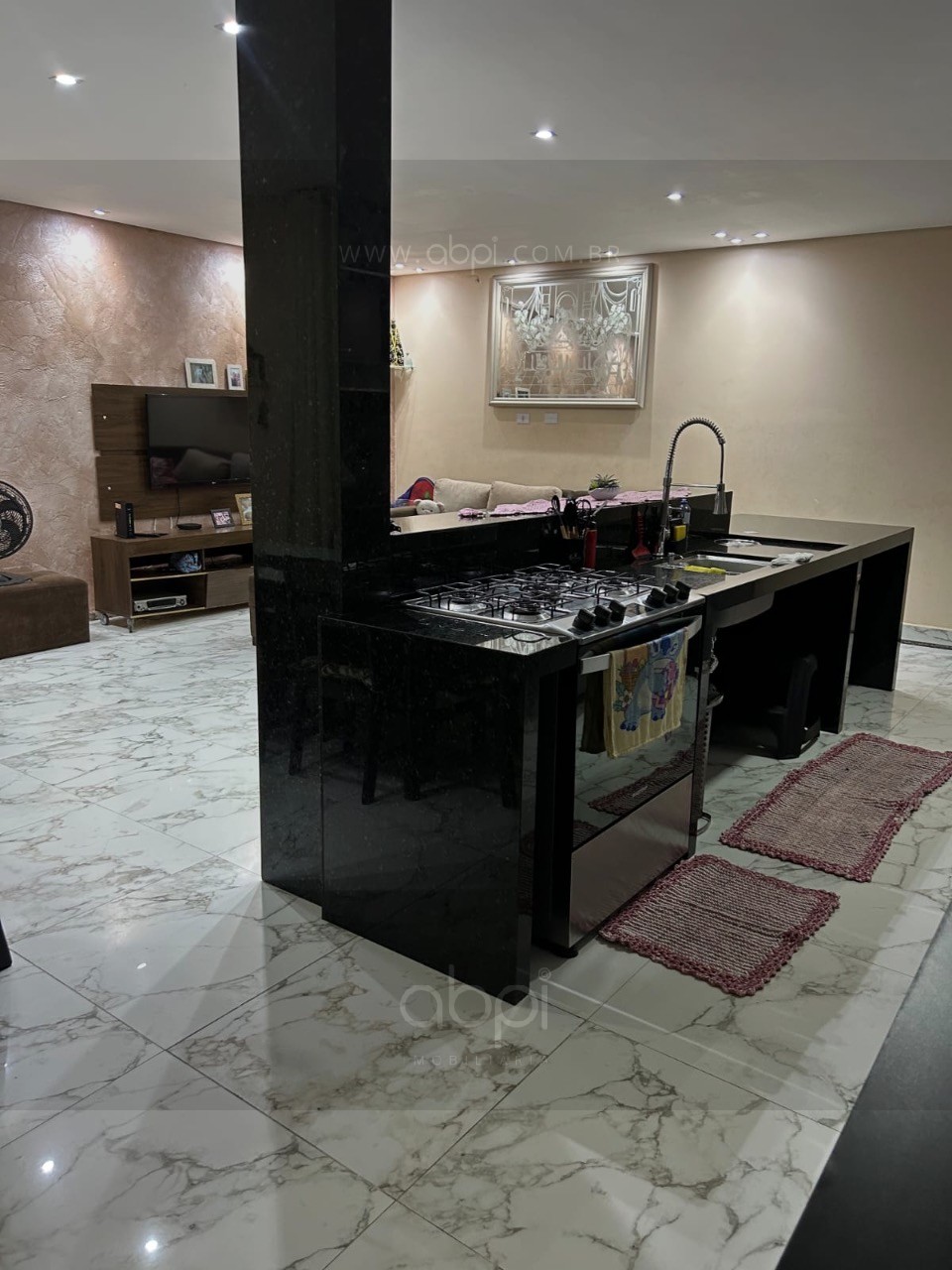 Oportunidade Única: Casa à Venda no Jardim dos Colibris, Indaiatuba/SP - 3 quartos, 1 suíte, 3 salas, 2 banheiros, 5 vagas de garagem - R$780.000 ABPI