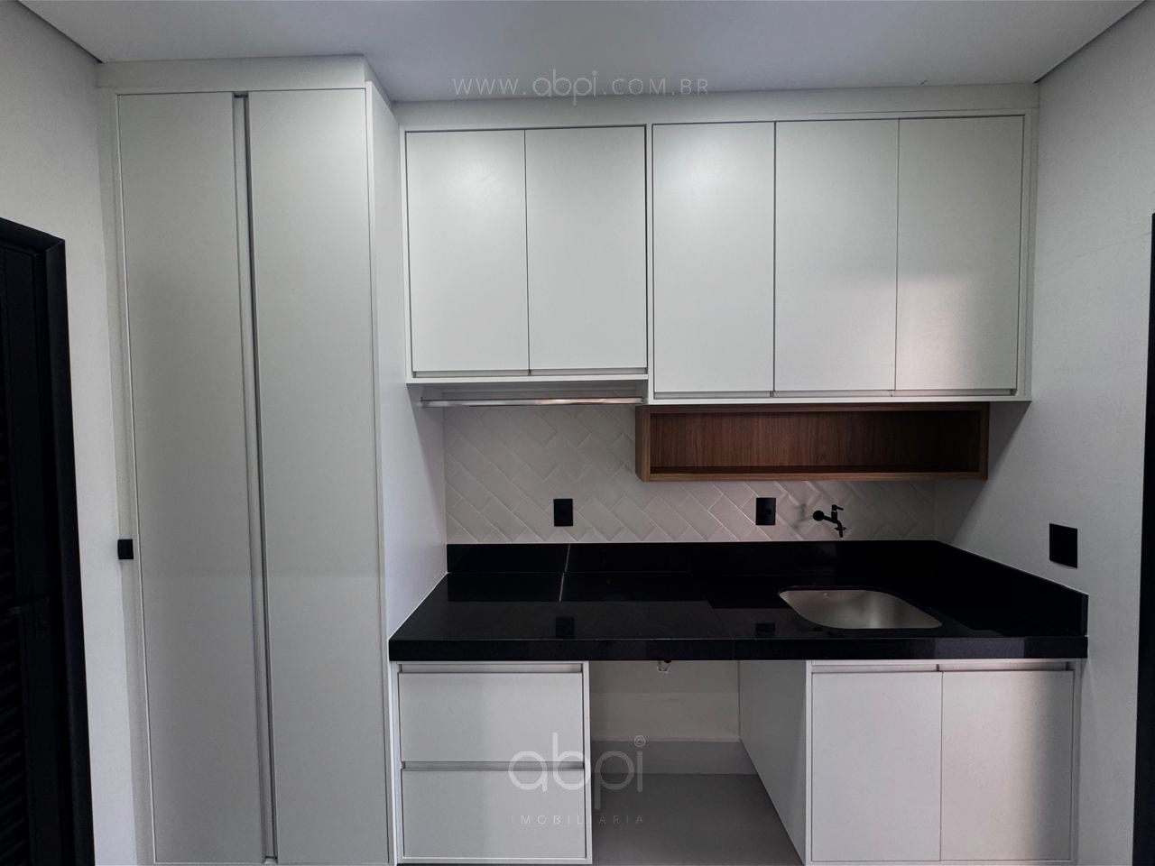CASA DE LUXO À VENDA EM CONDOMÍNIO LONDON PARK - 3 SUÍTES, 4 VAGAS, AUTOMAÇÃO RESIDENCIAL E PISCINA AQUECIDA!  #Indaiatuba #SP #ImóveisLuxo , ABPI
