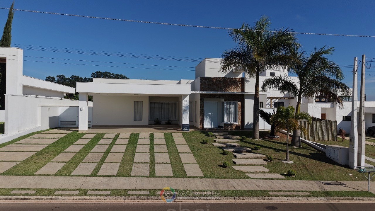 Casa espaçosa em Condomínio de Luxo no TerraCota, Indaiatuba-SP, 3 Quartos, 3 Suítes, 4 Banheiros, quintal grande 332,15m²