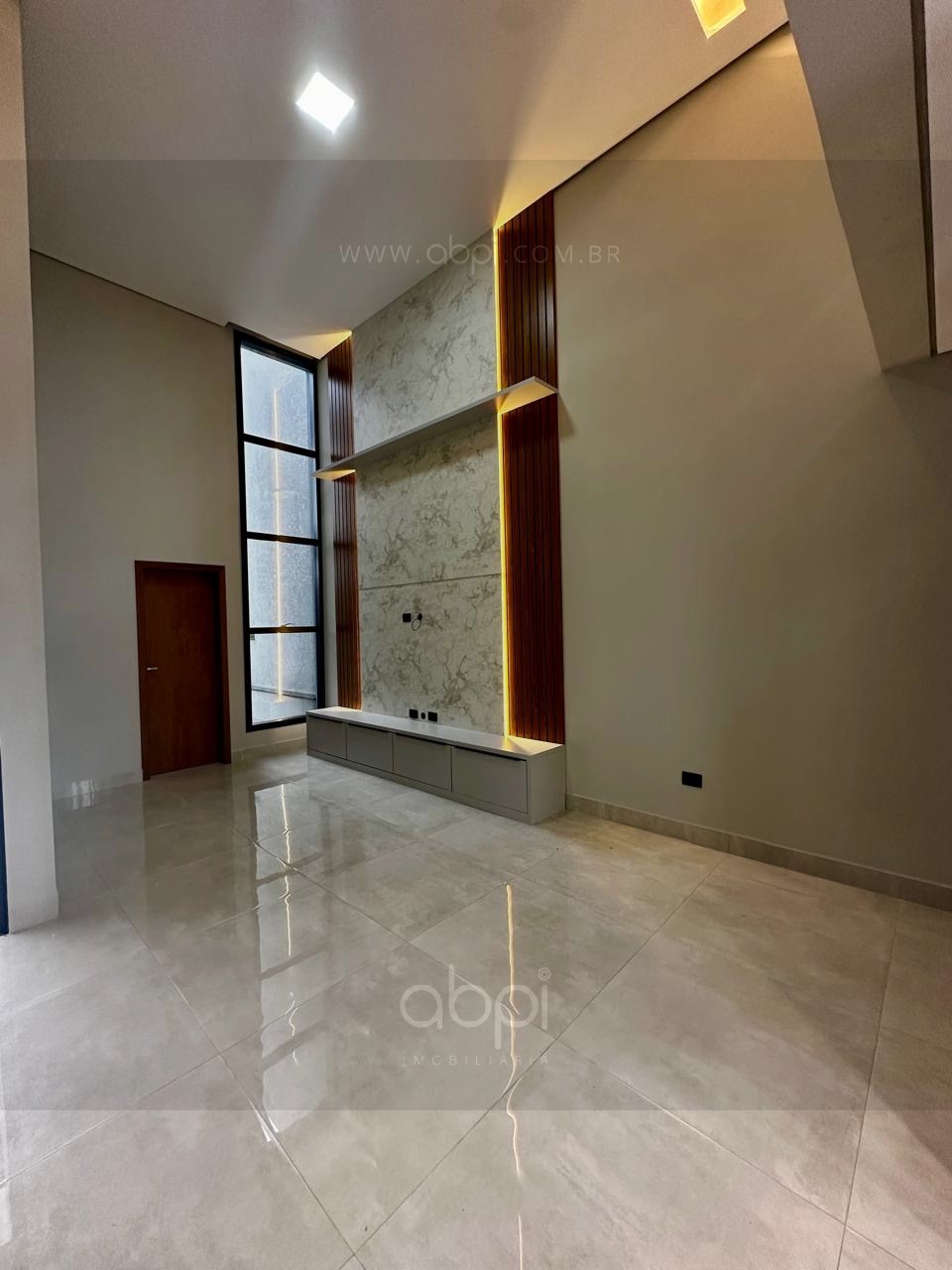 Casa linda e aconchegante, ampla de Luxo em Condomínio Exclusivo: 3 Quartos, 3 Suítes, Piscina e Móveis - Parque Gran Reserve, Indaiatuba-SP, ABPI