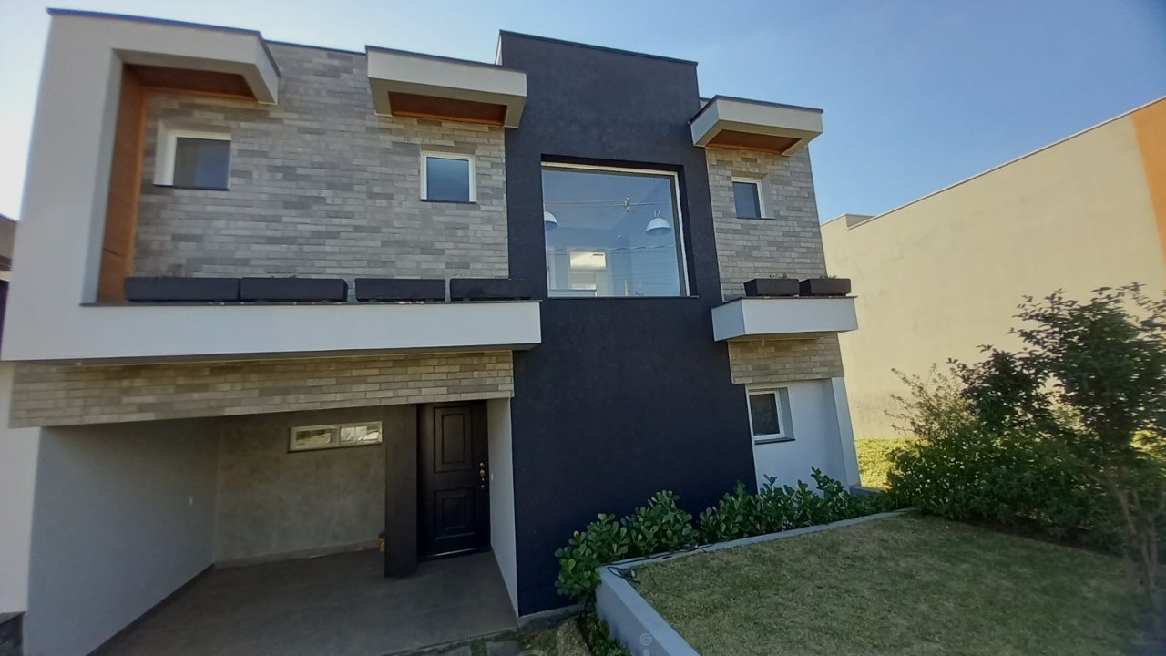 Sobrado de Luxo à Venda no Jardim Mantova, Indaiatuba-SP! Imóvel com 3 Quartos, Piscina, Sauna e Área Gourmet por 1.490.000! Quintal amplo,  ABPI