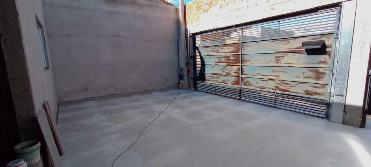 Imperdível: Casa à venda em Indaiatuba-SP, Parque Barnabé - 2 quartos, 1 suíte, 2 salas, 2 banheiros, 2 vagas, 130m²