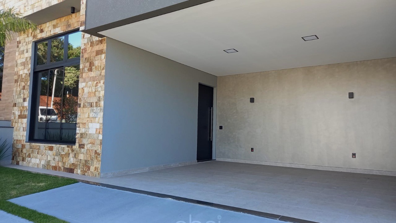 A venda: casa Térrea de Luxo linda e charmosa  no Gran Reserve em Indaiatuba-SP: 3 suítes, sala ampla, área gourmet, persianas automatizadas. ABPI