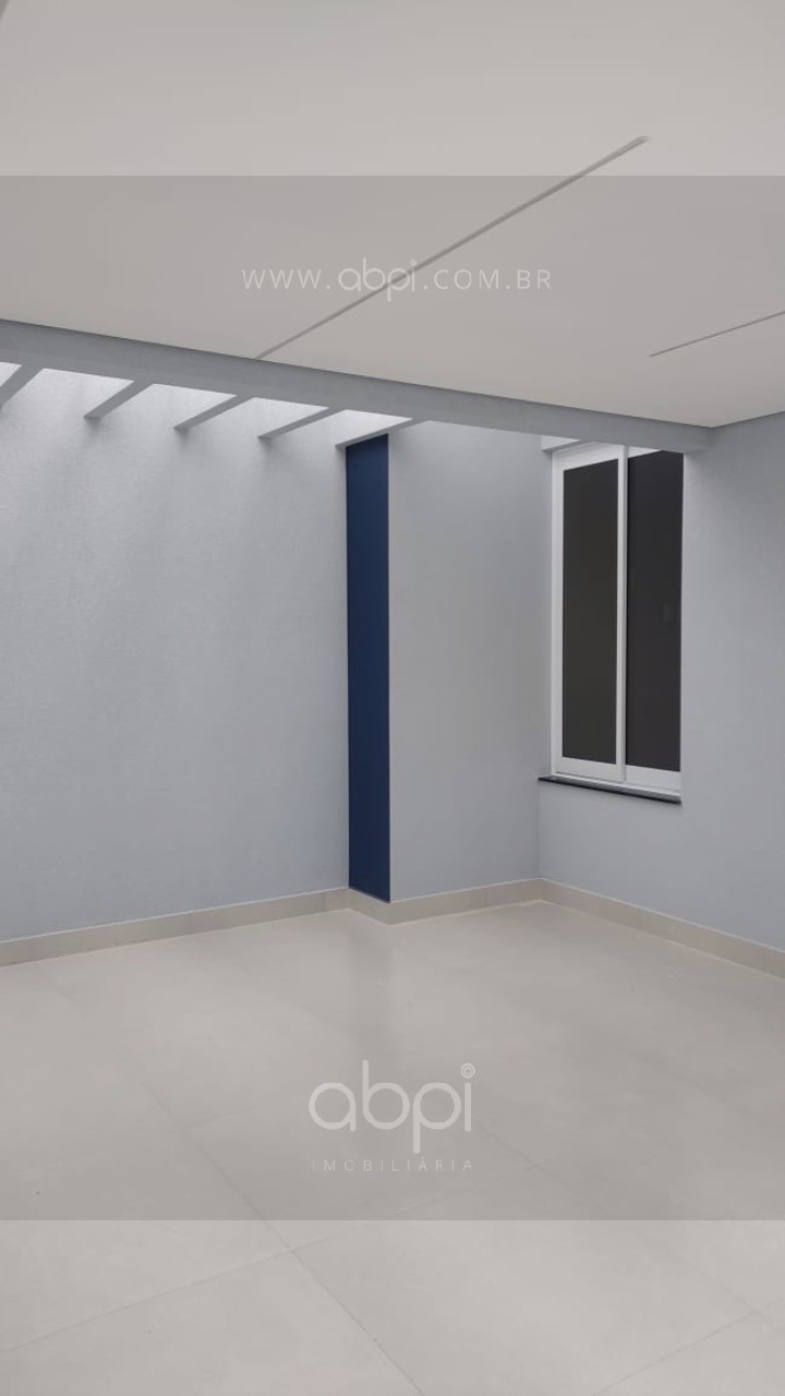 Casa à Venda no Jardim Bom Sucesso, Indaiatuba-SP! 3 quartos, 1 suíte, 2 salas, 2 banheiros, 2 vagas de garagem, 105,00m². Grande oportunidade! ABPI