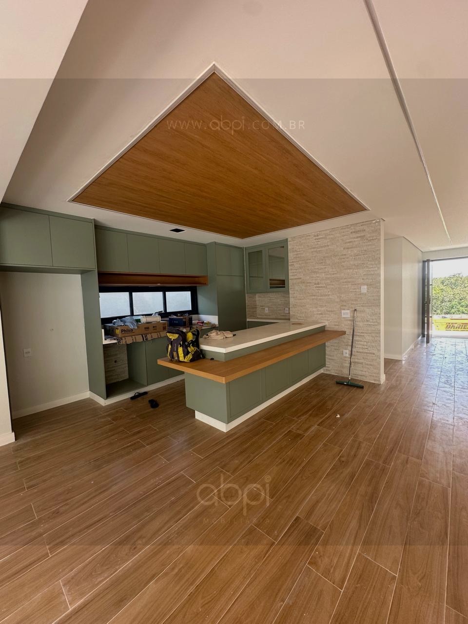 Imóvel de luxo à venda em Indaiatuba-SP: Casa de 4 quartos no Condomínio Terra Magna, com piscina e sistema fotovoltaico por R$3.000.000! ABPI