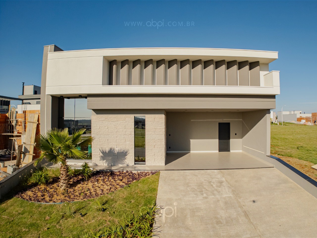 Casa de Luxo à Venda no Condomínio Maria Candida em Indaiatuba-SP! 3 Quartos, 3 Suítes, 195,76 m² por R$ 2.150.00,00 Lazer completo com segurança,ABPI